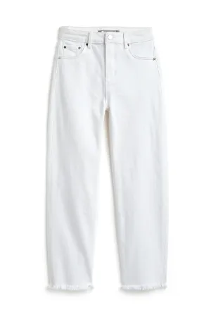 High Rise Slim Straight With Raw Edge Hem In White